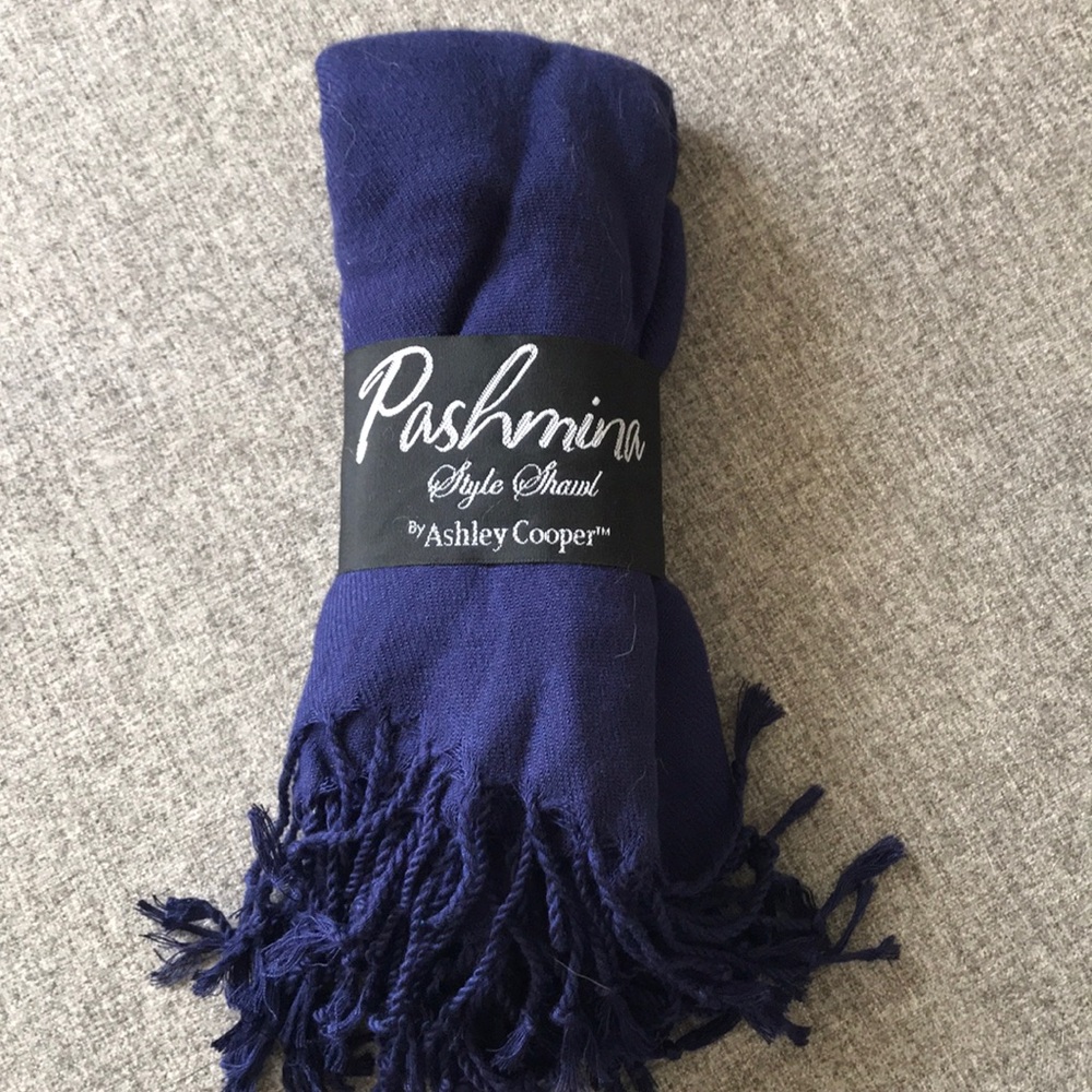 Pashmina scarf